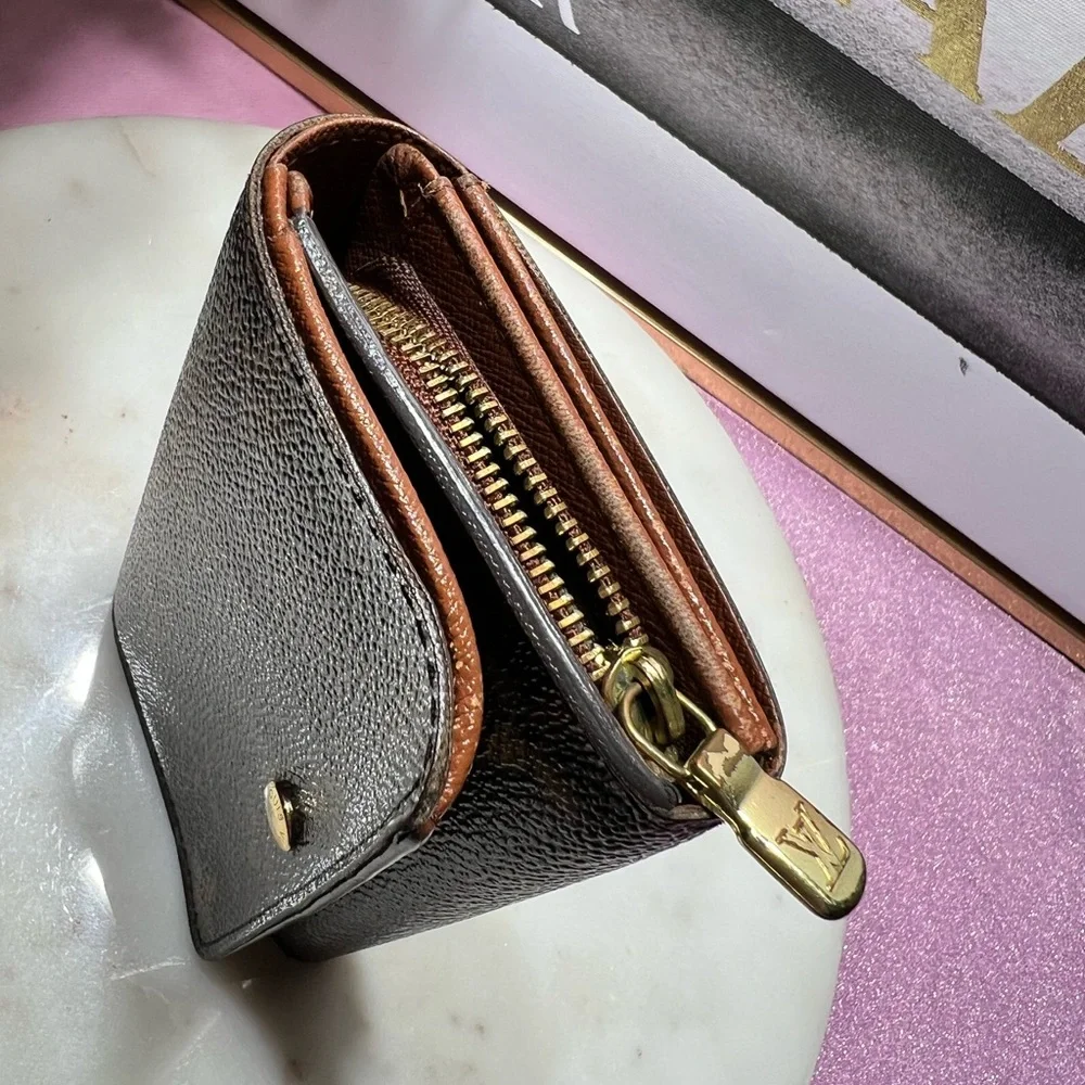Louis Vuitton Monogram Porte Monnaie Tresor Wallet GUC
